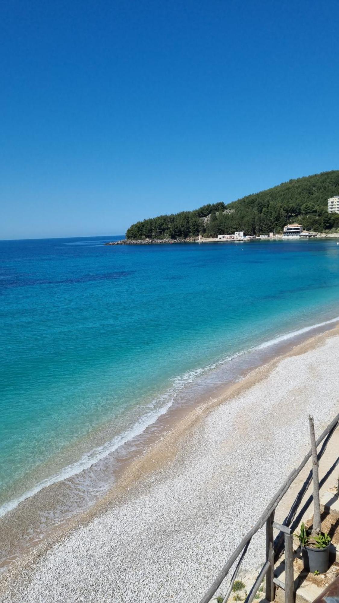 The Sunny Side Apartment Himare Exterior photo